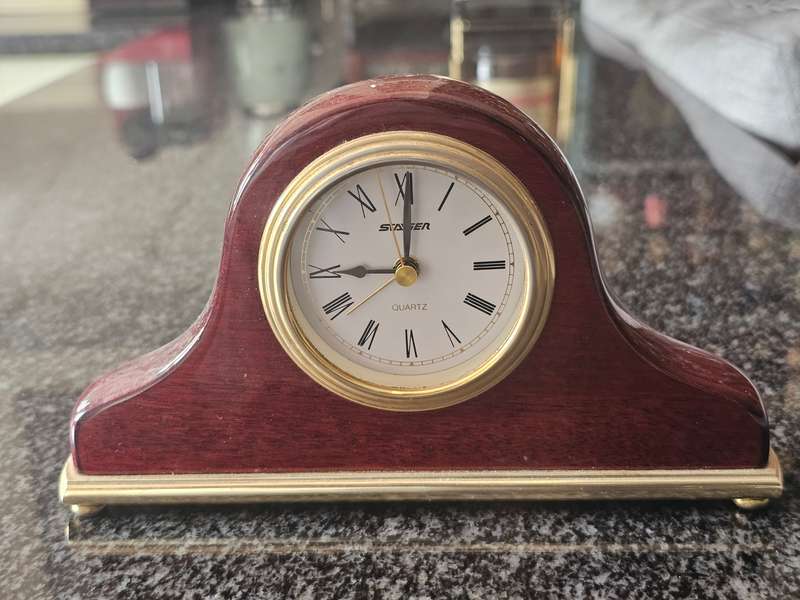 Staiger Quartz Desktop Mantel Clock