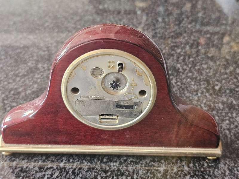 Staiger Quartz Desktop Mantel Clock