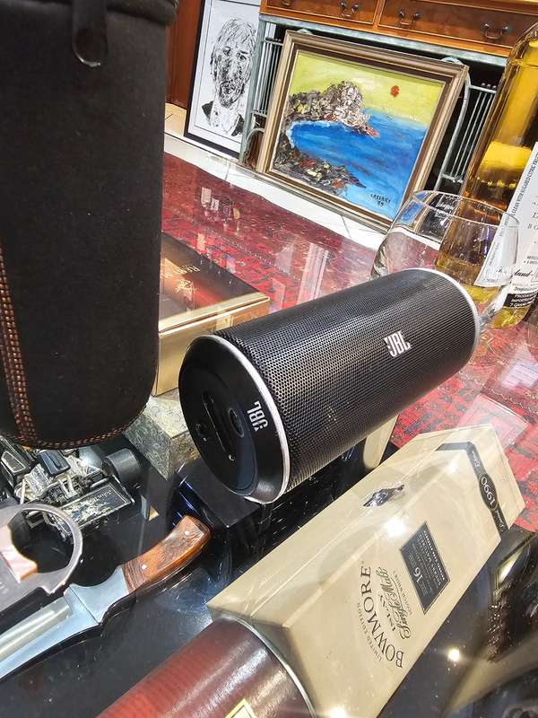 JBL Flip 1 Speaker