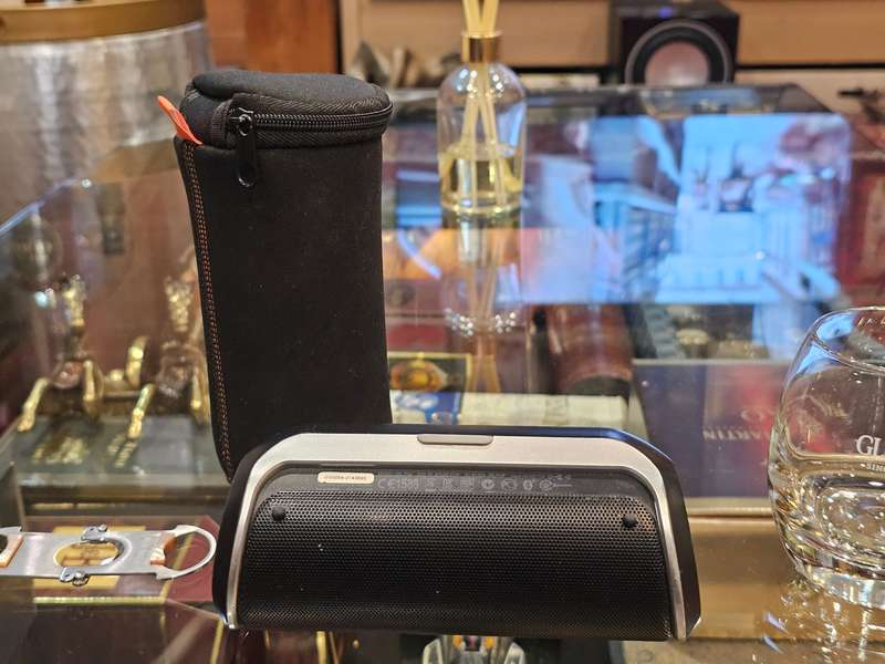 JBL Flip 1 Speaker
