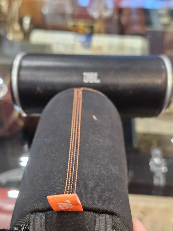 JBL Flip 1 Speaker