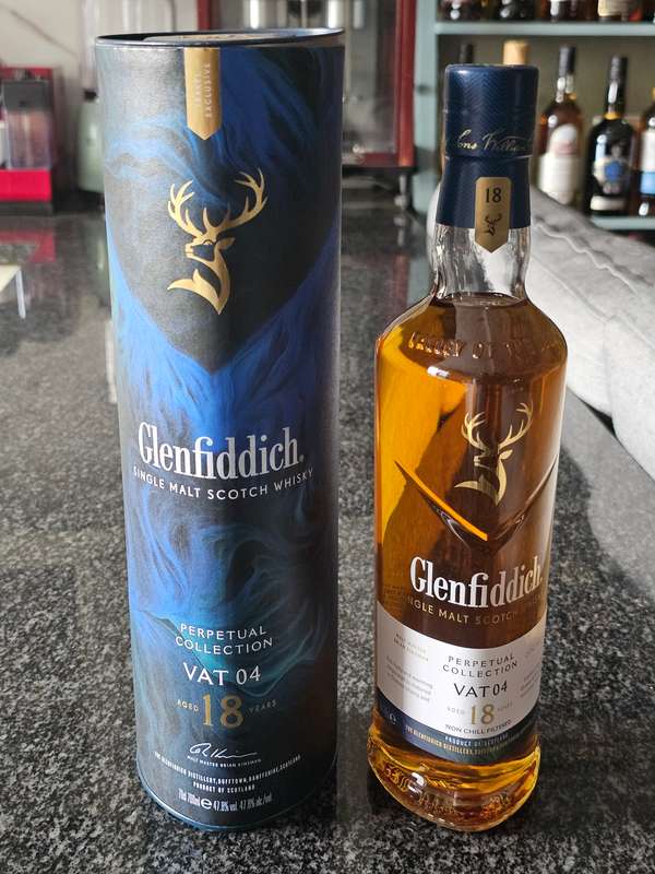 Glenfiddich Perpetual Collection VAT 04 Aged 18 Years