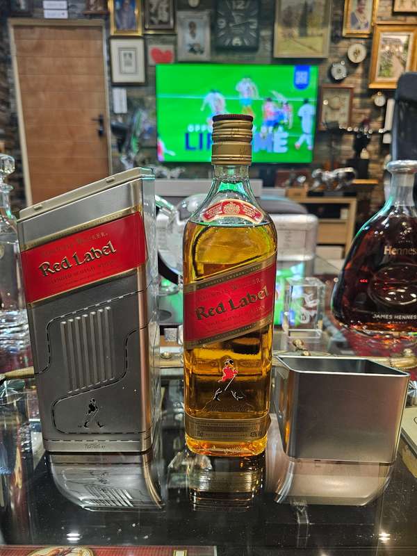 Johnnie Walker Red Label 2007 Formula 1 Season Limited Edition