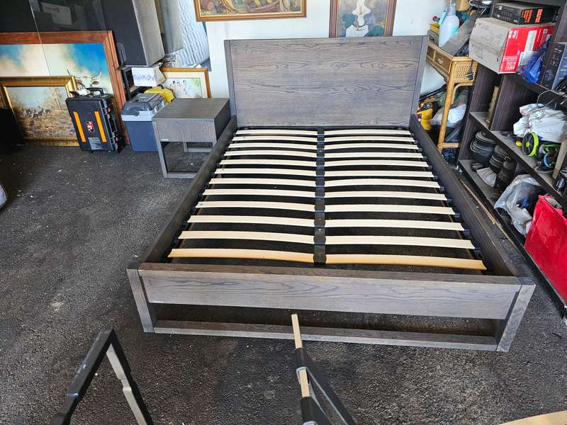 Weylandts Spati Double Sleigh Bed, Single Pedestal, and Chirocare Orthopaedic Mattresses