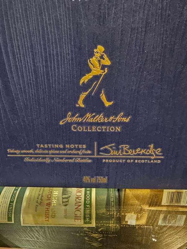 Johnnie Walker & Sons XR 19 Year Old Limited Edition Whisky