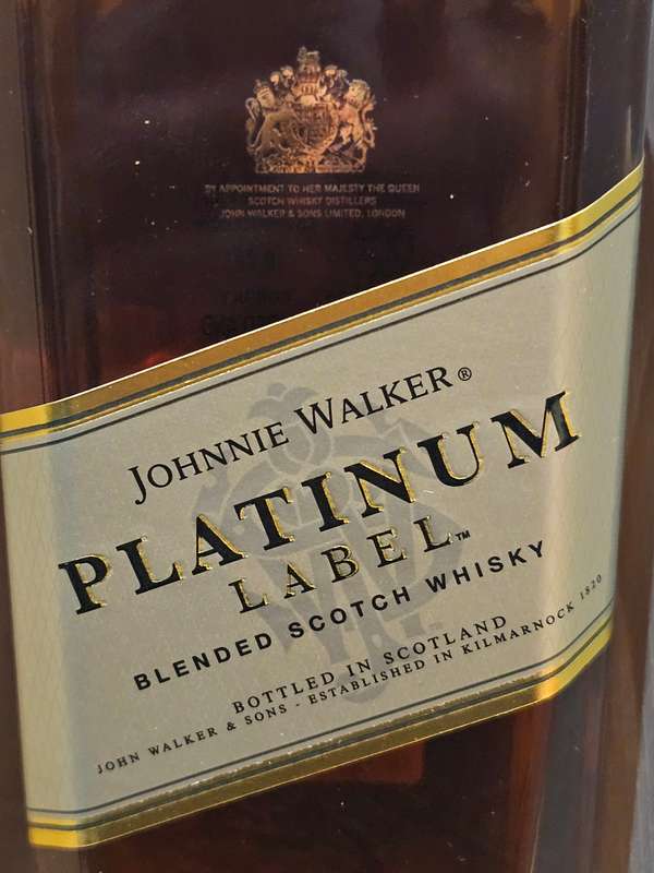 Johnnie Walker Platinum Label 18 Year Whisky