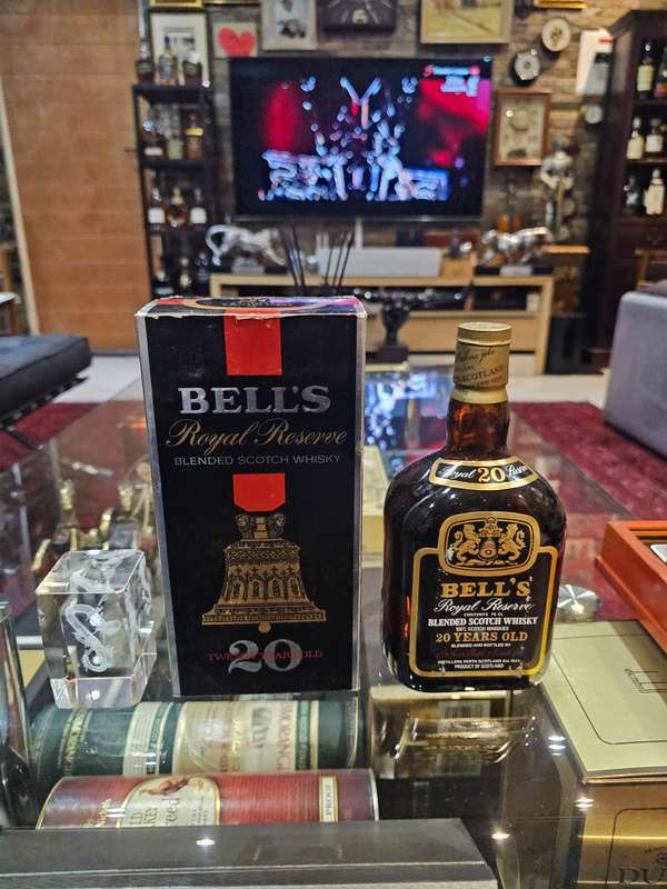 Bell's Royal Reserve 20 Year Old from 1980s