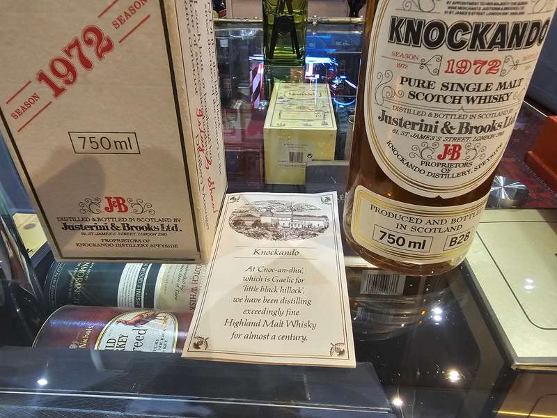 Knockando Pure Single Malt Scotch Whisky 12 Year Old -1972 Vi ntage
