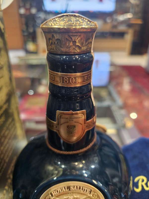 CHIVAS BROTHERS 21 YEAR OLD ROYAL SALUTE SCOTCH WHISKY - FULL AND SEALED - IN VELVET BAG WITH BOX