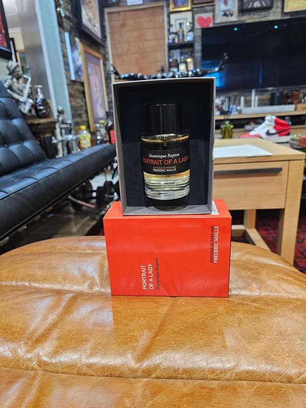Frederic Malle Editions de Parfums Potrait of a Lady by Dominique Ropion