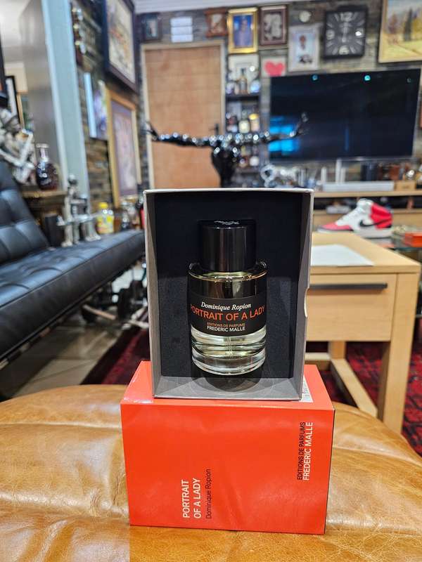 Frederic Malle Editions de Parfums Potrait of a Lady by Dominique Ropion