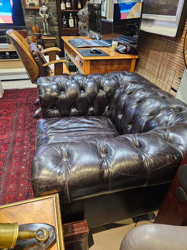 Jefferson Chesterfield Leather Armchair