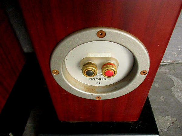Monitor Audio Radius 270 Floorstanding Speakers