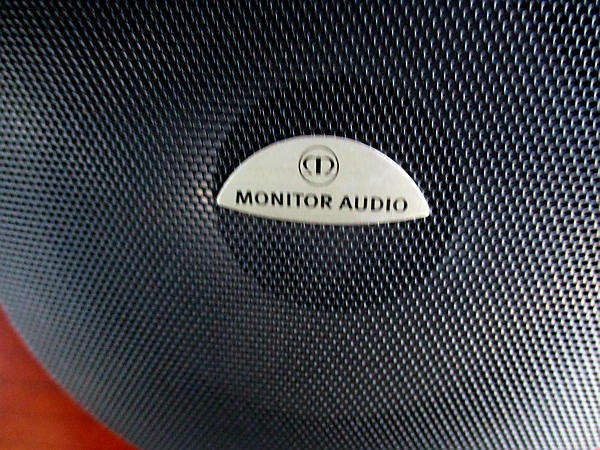 Monitor Audio Radius 90 Bookshelf and Radius 180 Centre Speakers