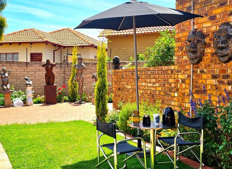 Outdoor Umbrella with Base