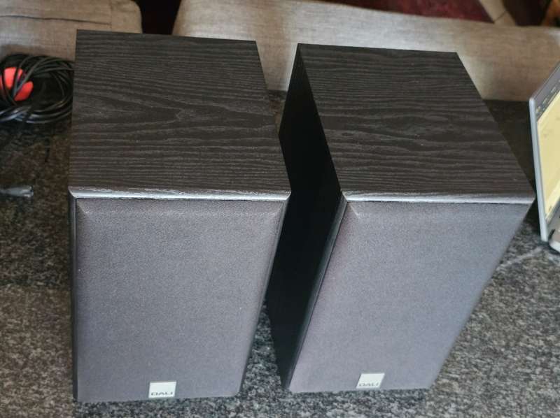 Dali Spektor 2 Bookshelf Speakers