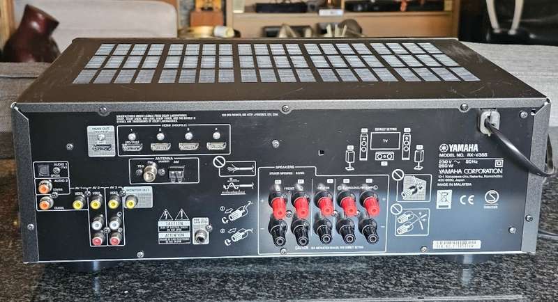 Yamaha RX-V385 5.1 Bluetooth AV Receiver