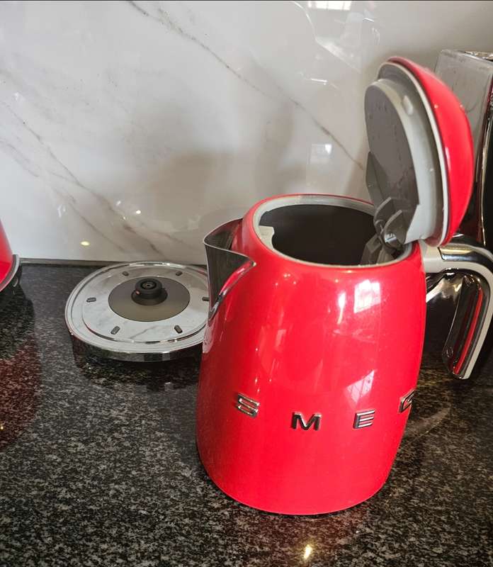 Smeg 1.7 Litres Retro Kettle