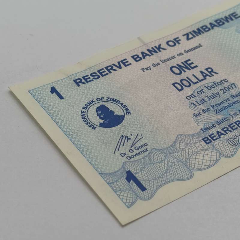Zimbabwe - Lot of 4 bearer cheques with consecutive numbers - One dollar issued 2006