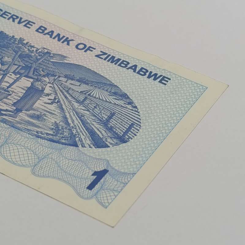 Zimbabwe - Lot of 4 bearer cheques with consecutive numbers - One dollar issued 2006