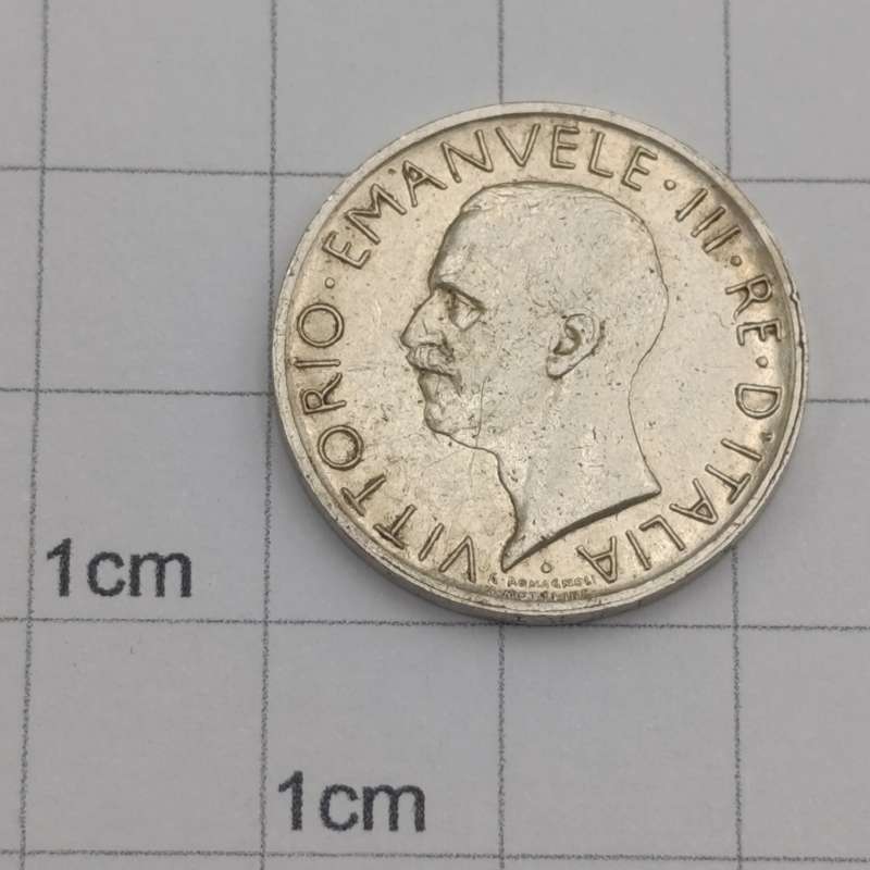 Italy 1930 silver 5 Lire - AU+