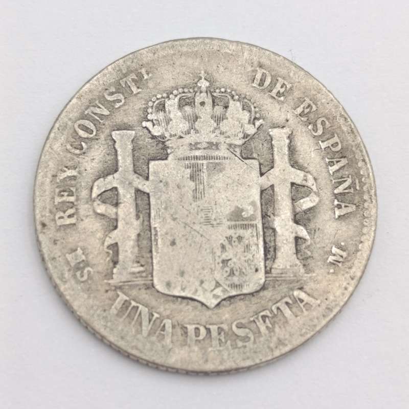 Spain 1885 peseta silver - well used