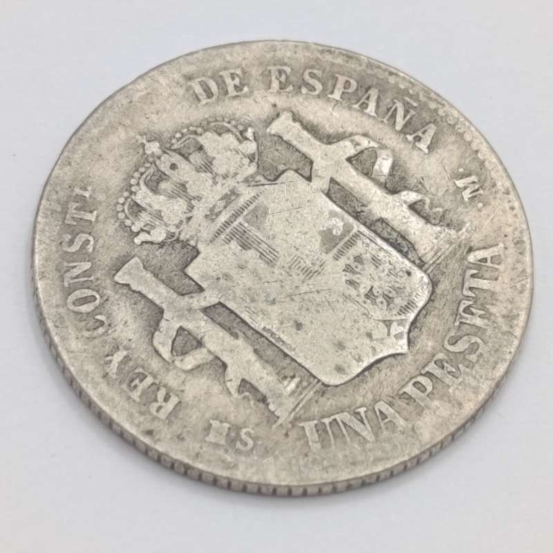 Spain 1885 peseta silver - well used
