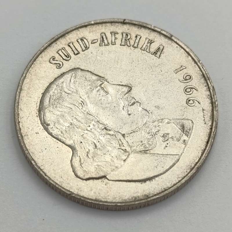 1966 South Africa pregnant Springbok - no penis