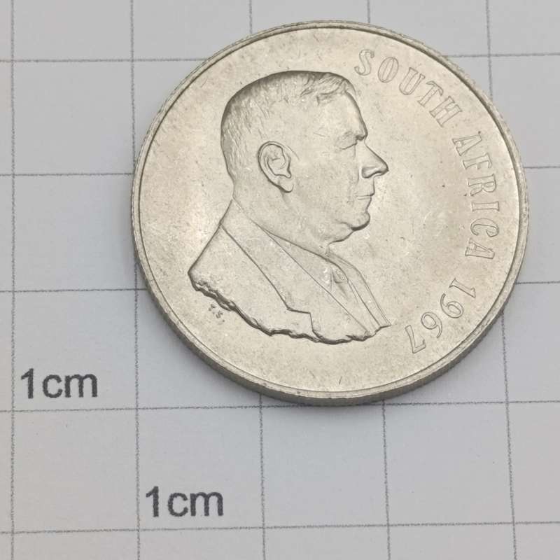 1967 South Africa R1 silver with Bubble on horn (constant variety)