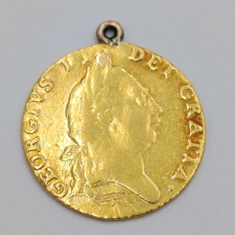 Britain 1788 George 3 gold half guinea - with mounting