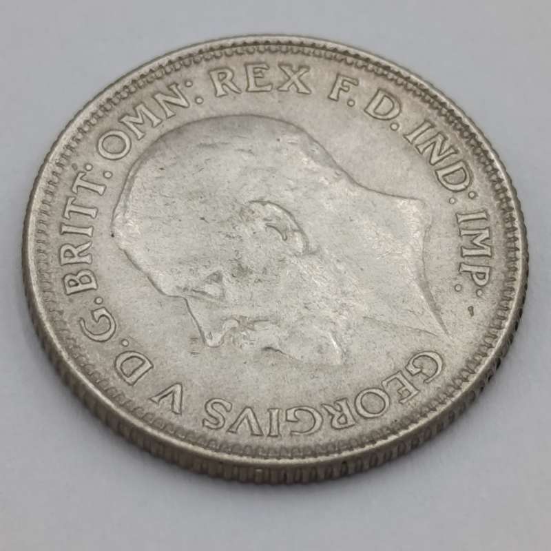 Great Britain 1928 six pence AU+
