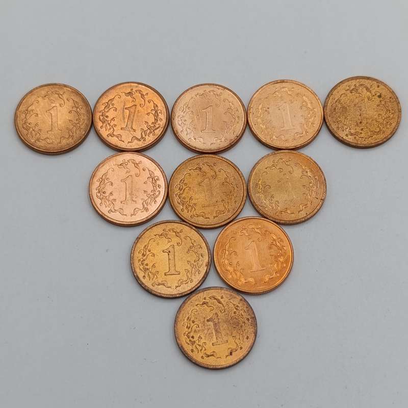 Zimbabwe Lot of 11 one cent coins - excellent