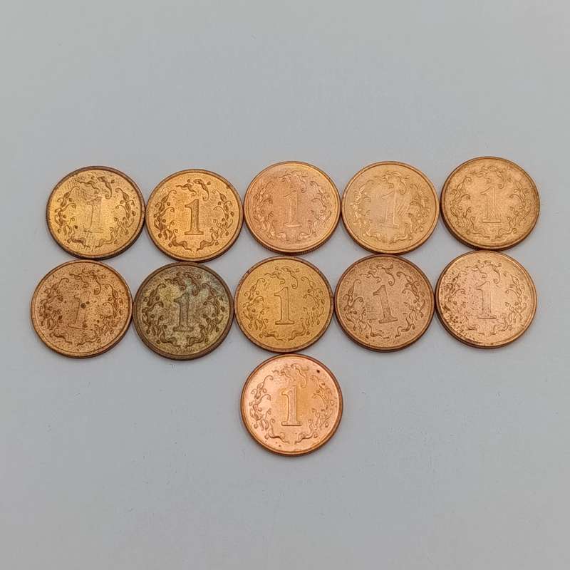 Zimbabwe Lot of 11 one cent coins - excellent