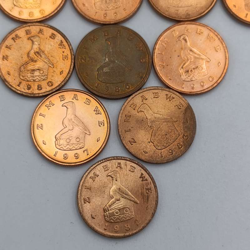 Zimbabwe Lot of 11 one cent coins - excellent