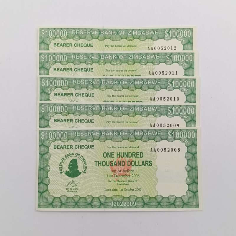 Zimbabwe $100 000 bearer cheques 1/10/2005 - uncirculated lot of 5 banknotes