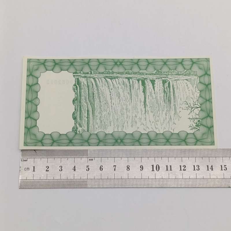 Zimbabwe $100 000 bearer cheques 1/10/2005 - uncirculated lot of 5 banknotes