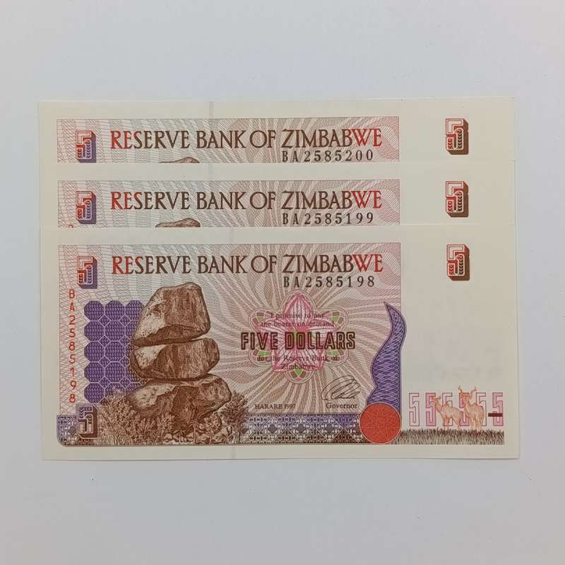 Zimbabwe $5 Harare 1997 lot of 3 banknotes with consecutive numbers - uncirculated