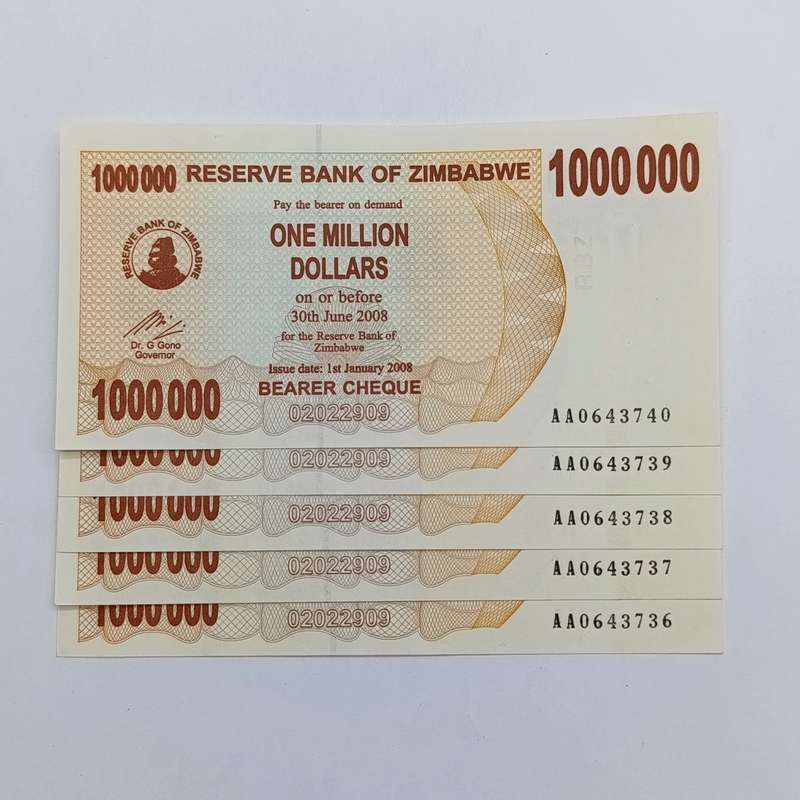Zimbabwe One million dollars 1 Jan 2008 set of 5x AA banknotes with consecutive numbers