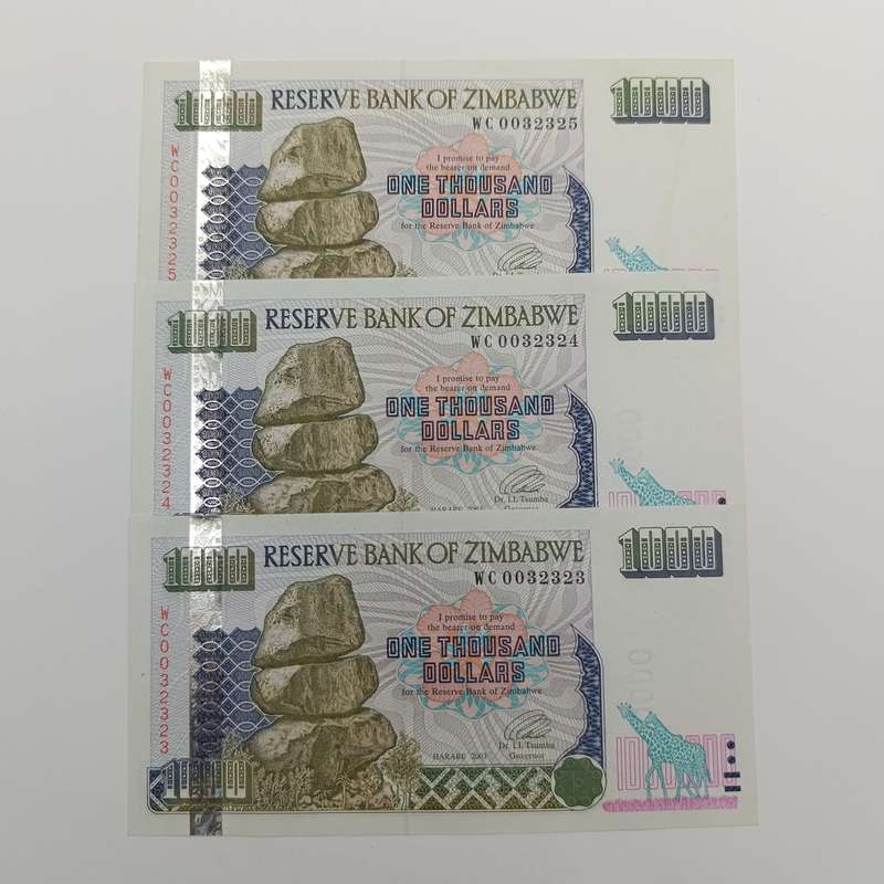 Zimbabwe $1 000 Harare 2003 uncirculated lot of 3 banknotes with consecutive numbers