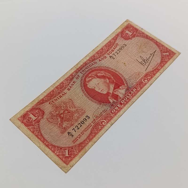 Trinidad & Tobago One dollar banknote Fine - Bruce signature