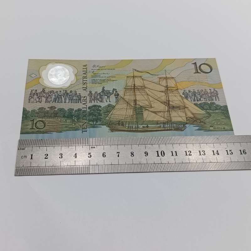 Australia 10 dollars banknote first polymer uncirculated