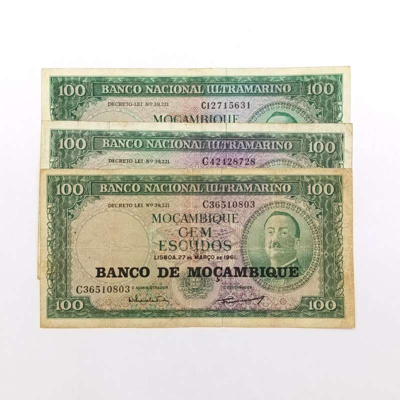 Mozambique 100 Escudos 1961 3 different variations of this banknote