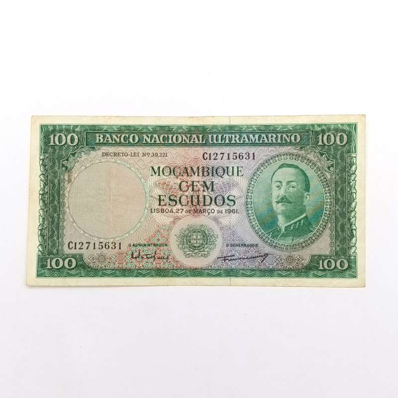 Mozambique 100 Escudos 1961 3 different variations of this banknote