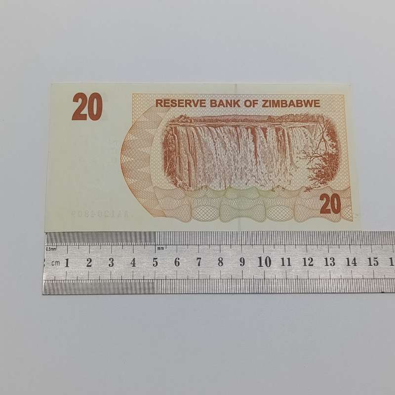 Zimbabwe $20 Bearer cheques Issue date 1 Aug 2006 lot 3 uncirculated notes with consecutive numbers