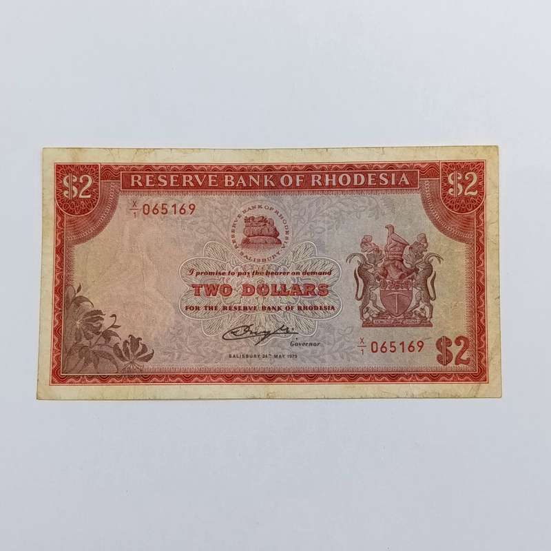 Rhodesia Two dollars banknote 24 May 1979 circulated - dirty back