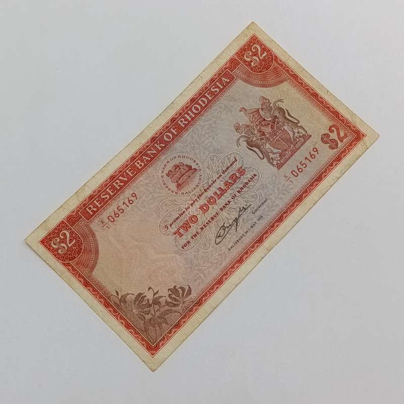 Rhodesia Two dollars banknote 24 May 1979 circulated - dirty back