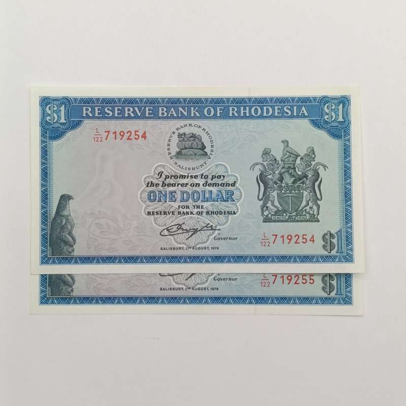 Rhodesia one dollar banknotes 2 August 1979 pair of uncirculated notes with consecutive numbers