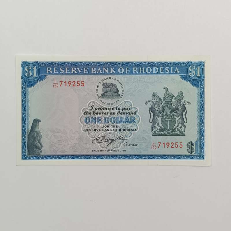 Rhodesia one dollar banknotes 2 August 1979 pair of uncirculated notes with consecutive numbers