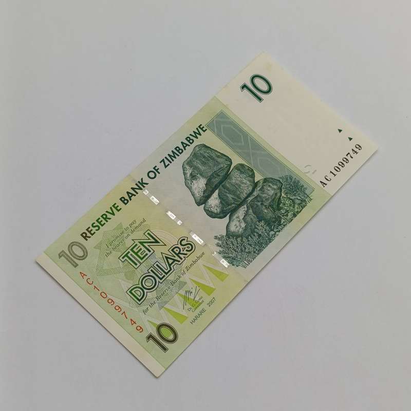 Zimbabwe $10 Harare 2007 lot of 4 uncirculated banknotes with consecutive numbers