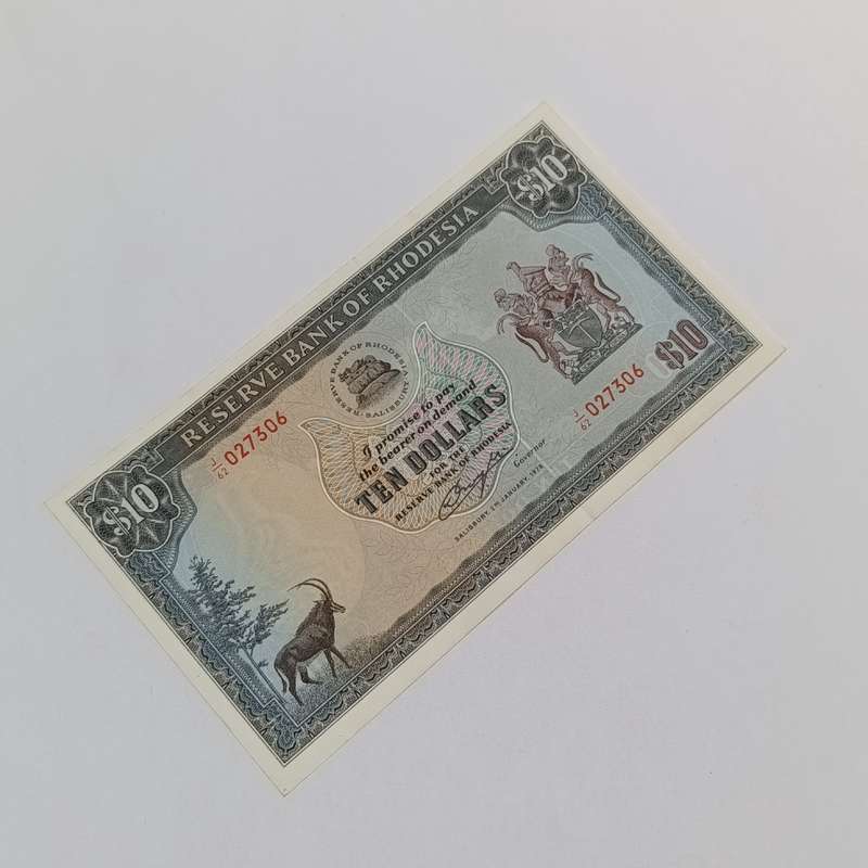 Rhodesia Ten dollars banknote 2 January 1979 very light top dents but uncirculated